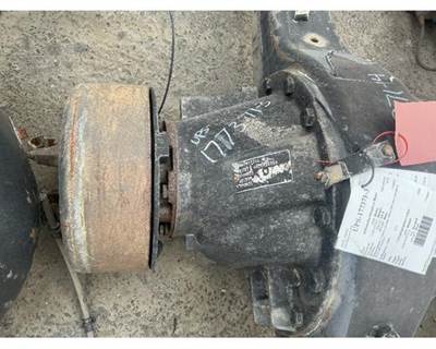Eaton 17060S Rear Differential for a International 4200