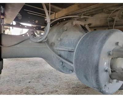 Eaton 17060S Rear Differential for a International 4200