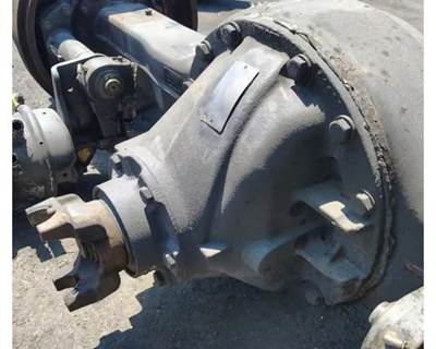 Eaton 17060S Rear Differential for a International 4300V