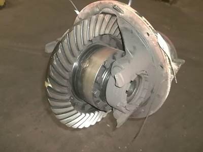 Eaton 23070-S Rear Differential