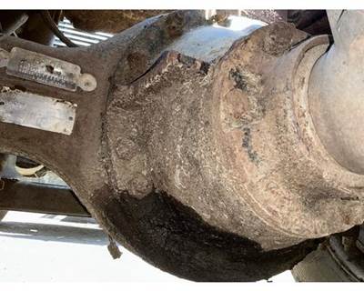 Eaton RS404 Rear Differential for a Volvo VNL