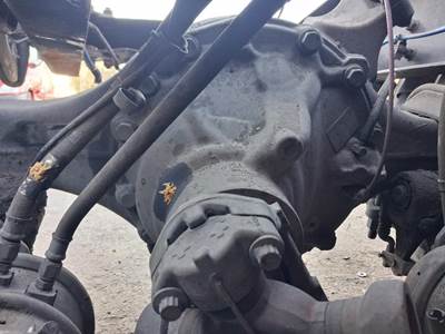 Freightliner Cascadia Rear Differential