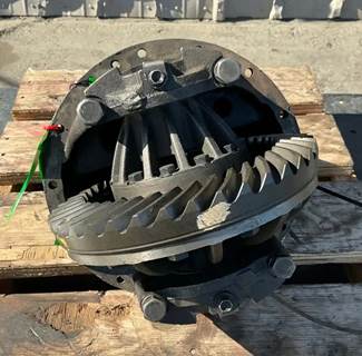 Isuzu NPR Rear Differential