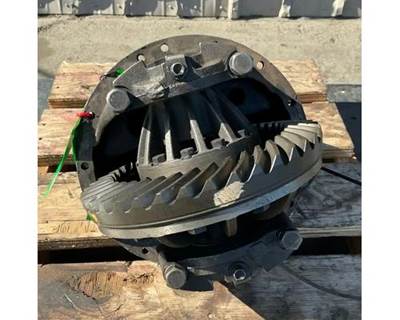 Isuzu NPR Rear Differential