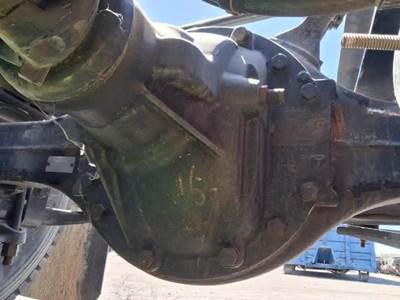 Meritor-Rockwell Cascadia 126 Rear Differential for a Freightliner Cascadia 126
