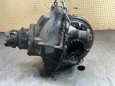 Meritor-Rockwell ME20165 Rear Differential for a Mack CXU633T
