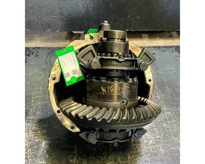 Meritor-Rockwell ME20165 Rear Differential for a Mack CXU633T