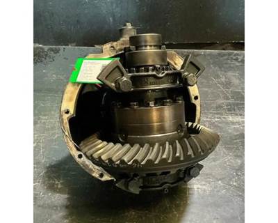 Meritor-Rockwell ME20165 Rear Differential for a Mack CXU633T