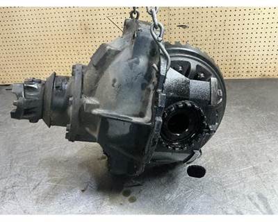 Meritor-Rockwell ME20165 Rear Differential for a Mack CXU633T