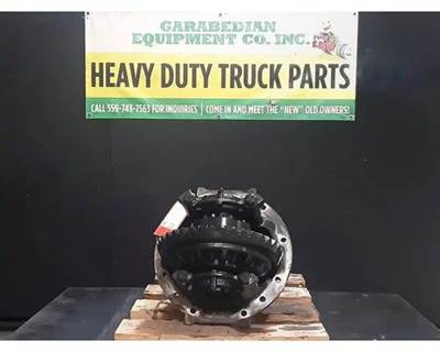 Meritor-Rockwell MR20143M Rear Differential for a Volvo VNL670