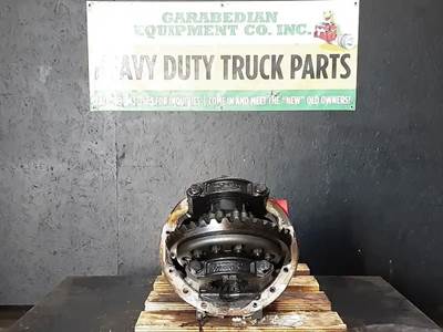 Meritor-Rockwell MR2014X Rear Differential for a Freightliner Cascadia 125