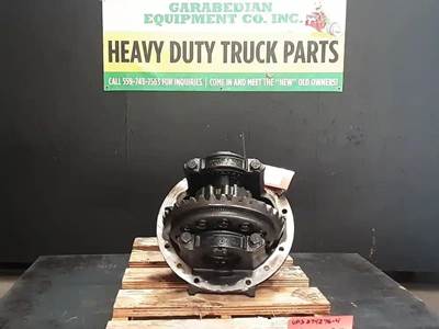 Meritor-Rockwell MR2014X Rear Differential for a Mack CXU613