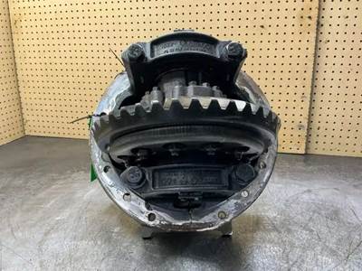 Meritor-Rockwell MR2014X Rear Differential for a Mack CXU613