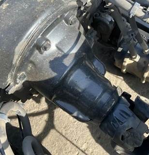 Meritor-Rockwell MR2014X Rear Differential for a Freightliner Cascadia 126