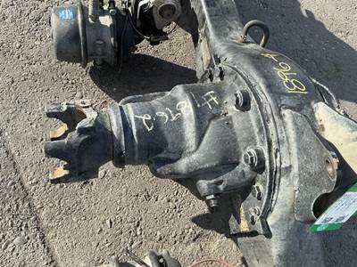 Meritor-Rockwell MR2014X Rear Differential for a Volvo VNL