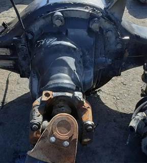 Meritor-Rockwell MR2014X Rear Differential for a Kenworth T680
