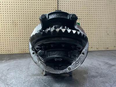 Meritor-Rockwell MR2014X Rear Differential for a Mack CXU613
