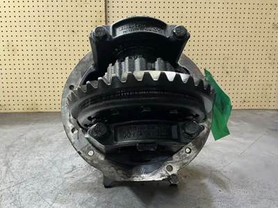 Meritor-Rockwell MR2014X Rear Differential for a Mack CXU613