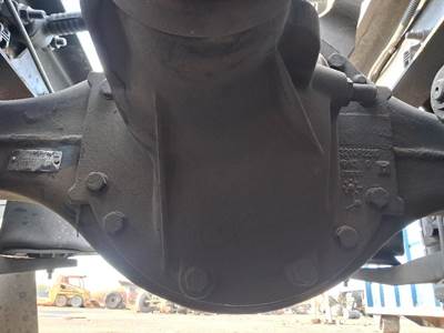 Meritor-Rockwell MR2014X Rear Differential for a International LT625