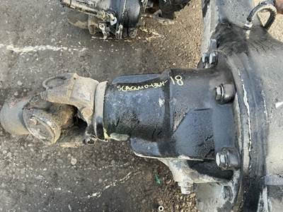 Meritor-Rockwell MR2014X Rear Differential for a Kenworth T800