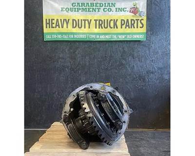 Meritor-Rockwell MR2014X Rear Differential for a Peterbilt 579