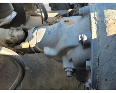Meritor-Rockwell MR2014X Rear Differential for a Freightliner Cascadia 125