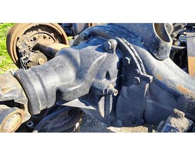 Meritor-Rockwell MR2014X Rear Differential for a Mack CXU613