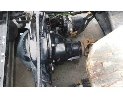 Meritor-Rockwell MR2014X Rear Differential for a Mack CXU613
