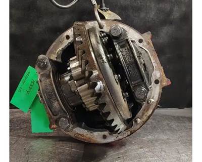 Meritor-Rockwell MR2014X Rear Differential for a Freightliner Cascadia 125