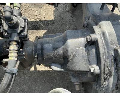 Meritor-Rockwell MR2014X Rear Differential for a International RH613