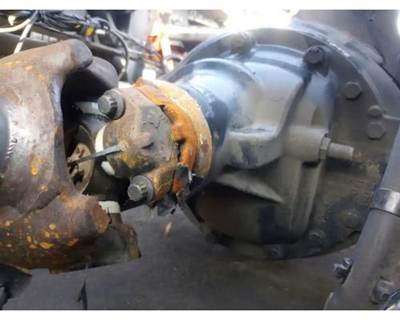 Meritor-Rockwell MR2014X Rear Differential for a Mack CXU613