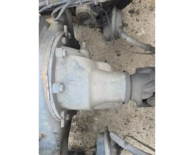 Meritor-Rockwell MR2014X Rear Differential for a Volvo VNM