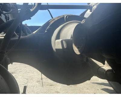 Meritor-Rockwell MR2014X Rear Differential for a Freightliner CASCADIA