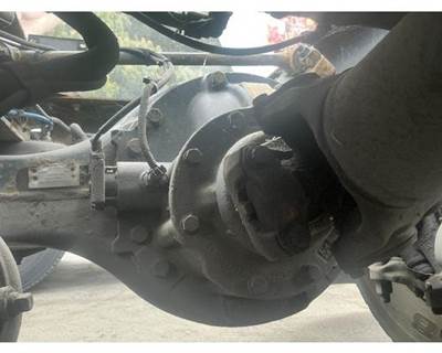 Meritor-Rockwell MR2014X Rear Differential for a Freightliner CASCADIA
