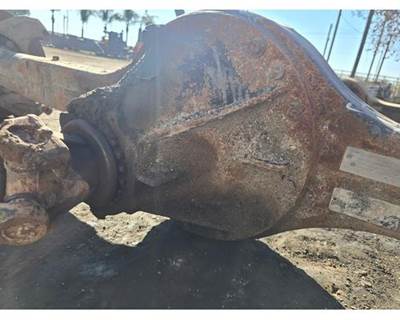 Meritor-Rockwell MS113 Rear Differential for a Freightliner MT45 Chassis