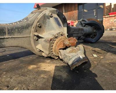 Meritor-Rockwell MS113 Rear Differential for a Freightliner MT45 Chassis