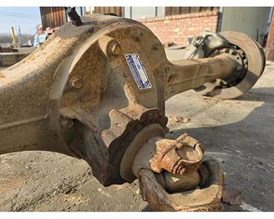 Meritor-Rockwell MS113 Rear Differential for a Freightliner MT45 Chassis
