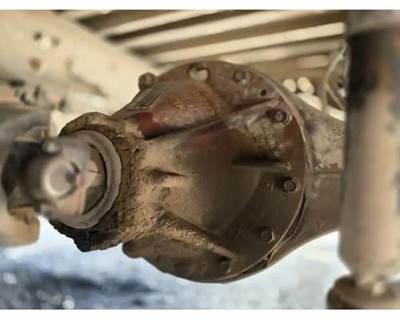Meritor-Rockwell MS113 Rear Differential for a Freightliner MT45 Chassis