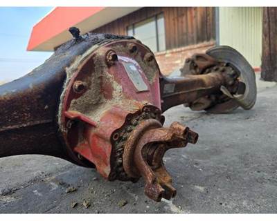 Meritor-Rockwell MS113 Rear Differential for a Freightliner MT45 Chassis