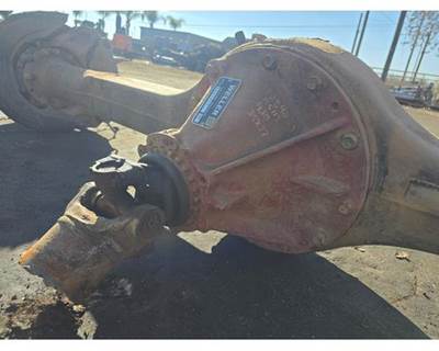 Meritor-Rockwell MS113 Rear Differential for a Freightliner MT45 Chassis