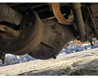 Meritor-Rockwell MS113 Rear Differential for a Workhorse W42