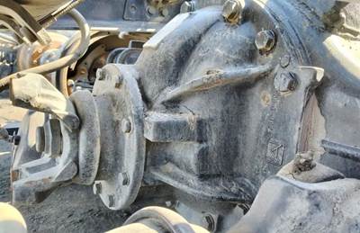 Meritor-Rockwell RR20145 Rear Differential for a Freightliner Cascadia 113