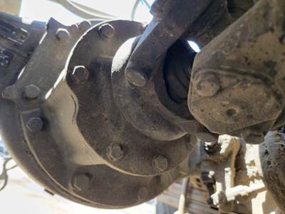 Meritor-Rockwell RR20145 Rear Differential for a Freightliner FLD120