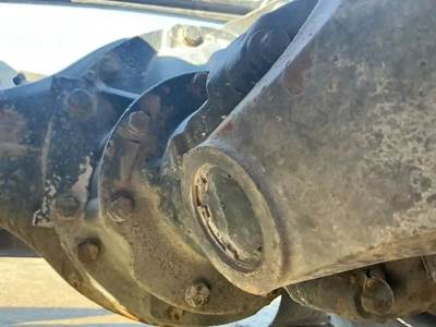 Meritor-Rockwell RR20145 Rear Differential for a Volvo VNL