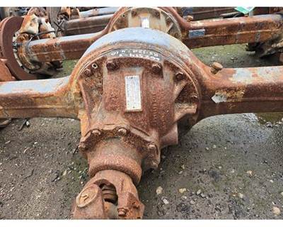 Meritor-Rockwell RS120 Rear Differential for a Freightliner MT45 Chassis