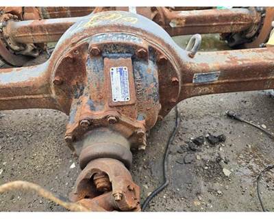 Meritor-Rockwell RS120 Rear Differential for a Freightliner MT45 Chassis
