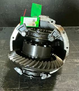 Meritor-Rockwell RS23160 Rear Differential for a Freightliner Cascadia 113
