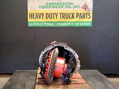 Meritor-Rockwell RS23160 Rear Differential for a Freightliner Cascadia 113