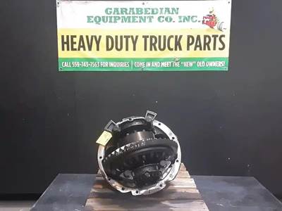 Meritor-Rockwell RS23160 Rear Differential for a Freightliner Cascadia 116 Day Cab