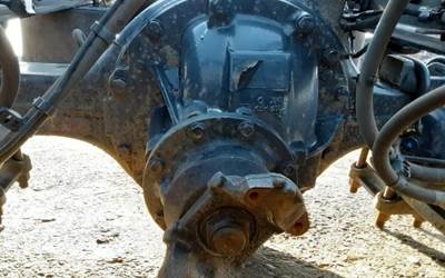 Meritor-Rockwell RS23160 Rear Differential for a Freightliner Cascadia 116 Day Cab